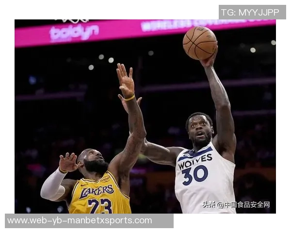 兰德尔全能表现助力球队16分9板6助攻三分球命中率高达375 兰德尔全能表现助力球队16分9板6助攻三分球命中率高达375