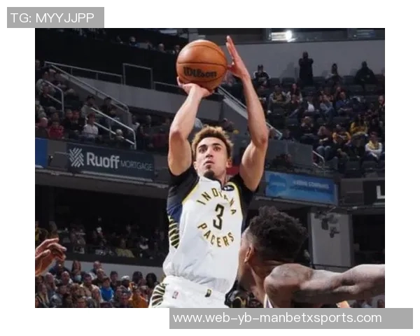 女球迷疑似骚扰湖人球员被保安驱逐老詹淡定剪指甲继续观赛 女球迷疑似骚扰湖人球员被保安驱逐老詹淡定剪指甲继续观赛