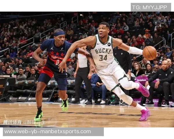 字母哥盛赞罗林斯自信心提升未来必将成为球队的重要一员 字母哥盛赞罗林斯自信心提升未来必将成为球队的重要一员